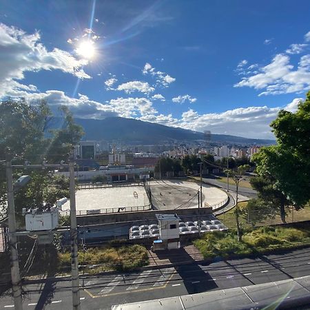 Air Suites Hotel Boutique Quito Exterior photo