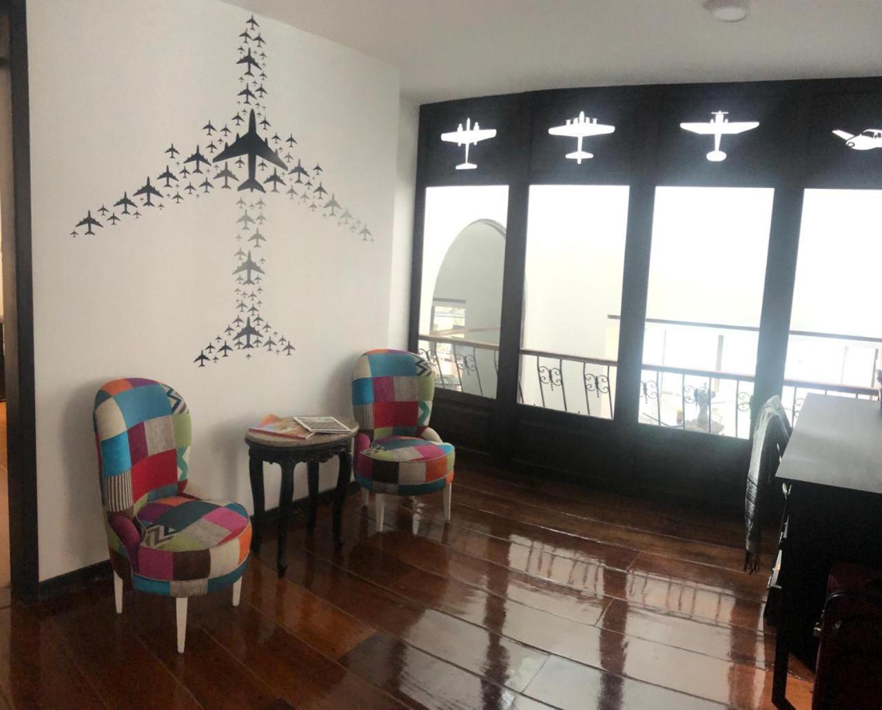 Air Suites Hotel Boutique Quito Exterior photo